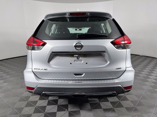 Used 2017 Nissan Rogue S AWD/4WD image 7