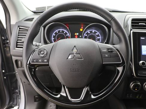 Used 2025 Mitsubishi Outlander Sport AWD image 16