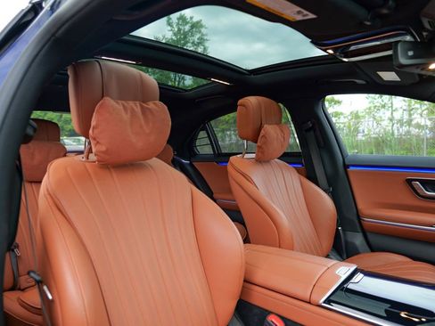 Used 2023 Mercedes-Benz S 580 4MATIC Sedan image 41