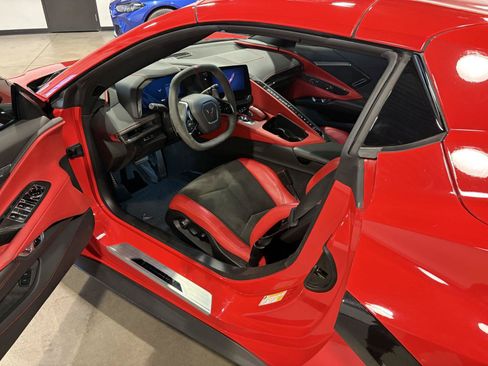 Used 2022 Chevrolet Corvette Stingray Preferred Conv w/ Z51 Performance Package RWD image 11