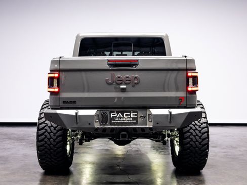 Used 2023 Jeep Gladiator Rubicon w/ Trailer Tow Package image 27