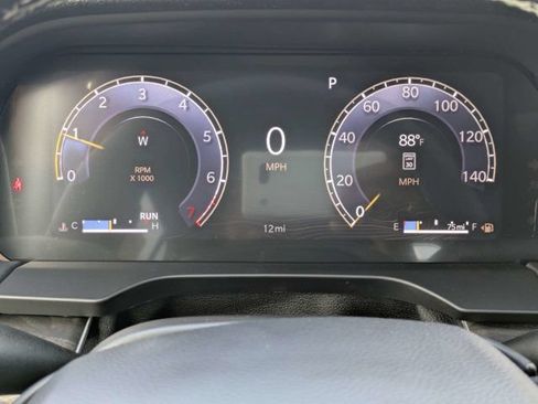 New 2026 Jeep Grand Cherokee L Limited w/ Luxury Tech Group II AWD/4WD image 30