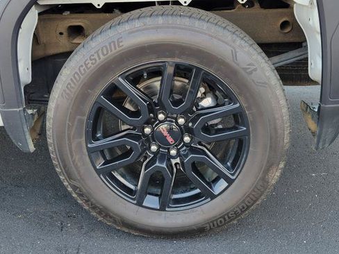 Used 2025 GMC Sierra 1500 Elevation AWD/4WD image 5