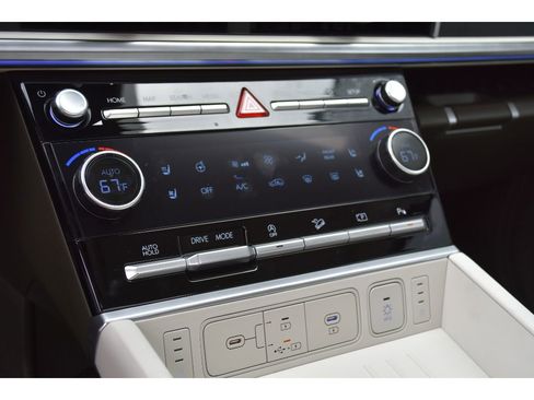 New 2025 Hyundai Santa Fe Calligraphy image 25