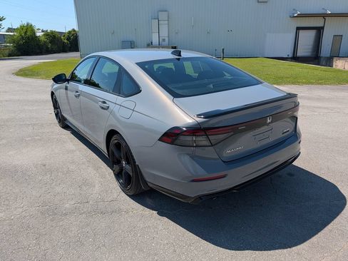 Used 2025 Honda Accord Sport image 4