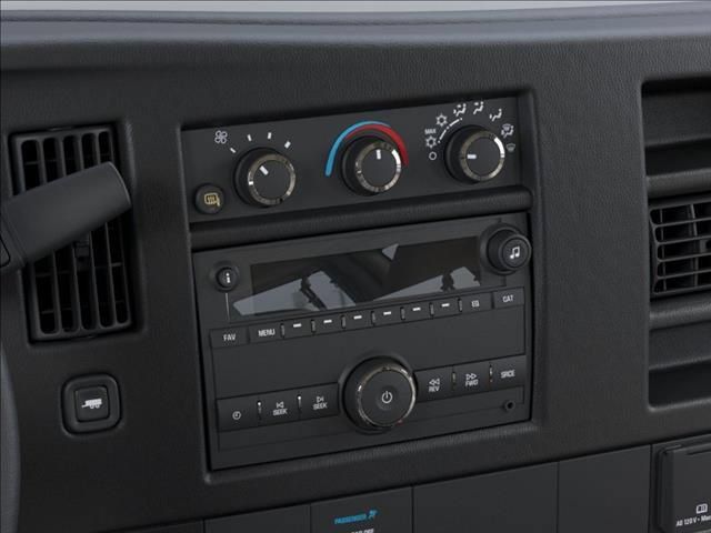 New 2026 GMC Savana 3500 w/ Driver Convenience Package RWD image 24