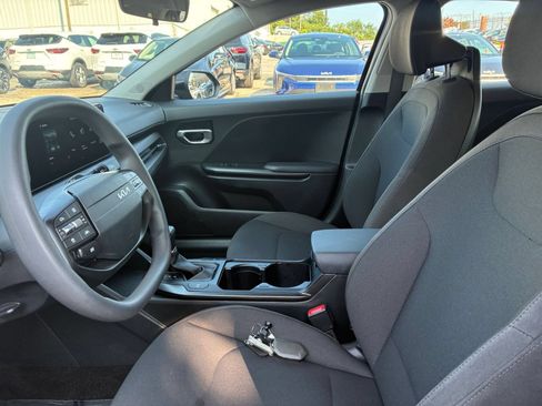 Used 2026 Kia K4 FWD image 22
