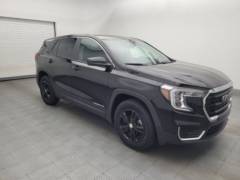 Used 2024 GMC Terrain SLE AWD/4WD image 11