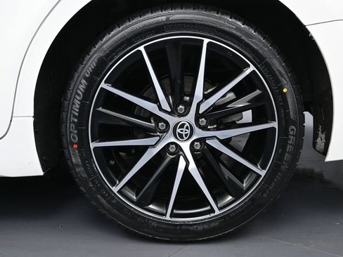 Used 2023 Toyota Camry SE image 10