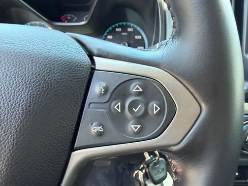 Used 2016 Chevrolet Colorado Z71 AWD/4WD image 21