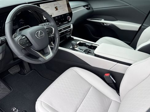 New 2026 Lexus RX 350h AWD/4WD image 4