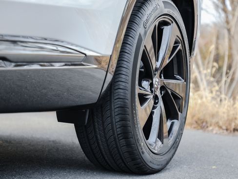 New 2026 Buick Envision Sport Touring image 4