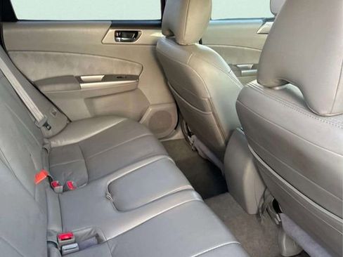 Used 2010 Subaru Forester 2.5X Premium AWD/4WD image 10