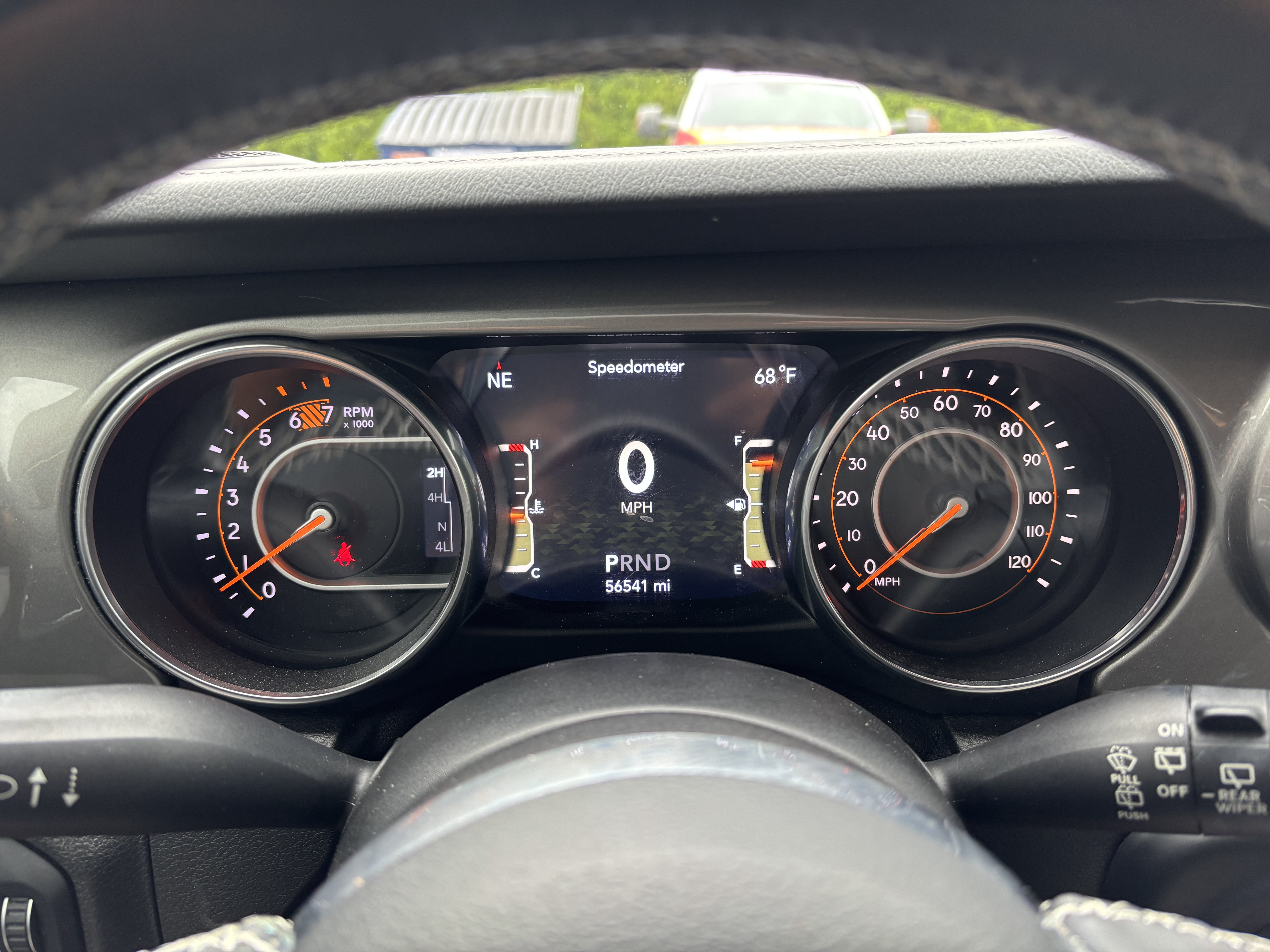 Used 2018 Jeep Wrangler Unlimited Sahara AWD/4WD image 21