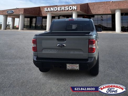 Used 2024 Ford Maverick Lariat image 4