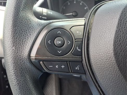 Used 2023 Toyota Corolla LE FWD image 19