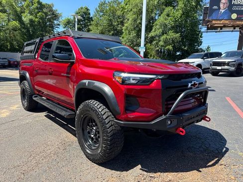 Used 2023 Chevrolet Colorado ZR2 w/ ZR2 Convenience Package III AWD/4WD image 5