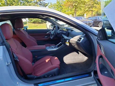New 2026 BMW 440i xDrive Coupe w/ Premium Package image 11