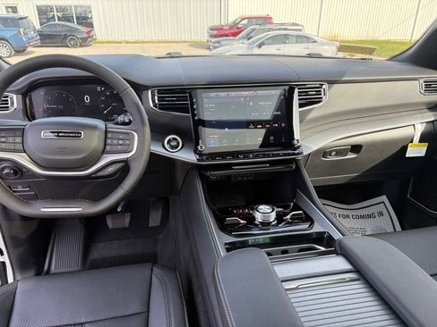 New 2026 Jeep Grand Wagoneer Limited AWD/4WD image 20