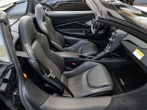 Used 2020 McLaren 720S Luxury image 15
