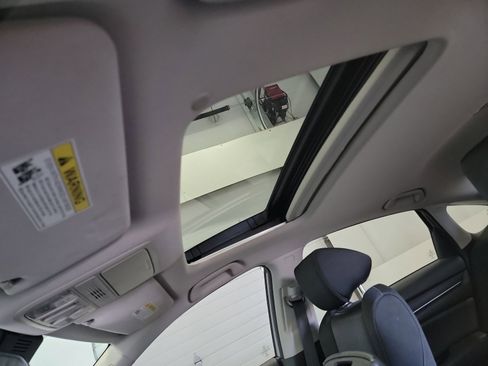 Used 2019 Honda Accord EX image 24