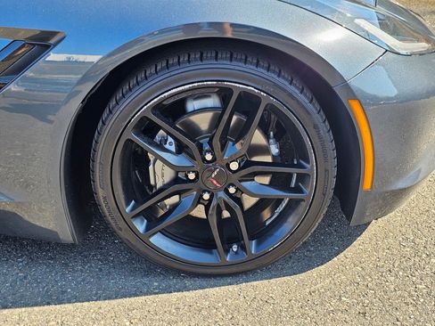 Used 2019 Chevrolet Corvette Stingray Coupe w/ Carbon Flash Badge Package image 24