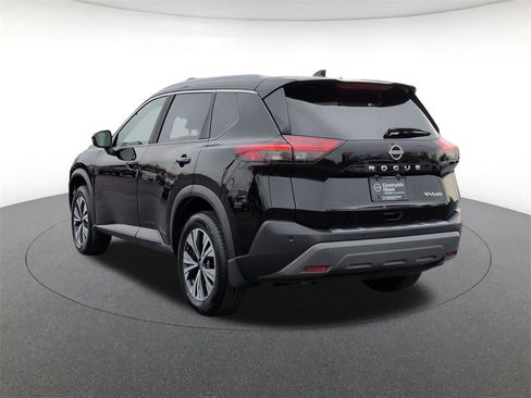 Used 2023 Nissan Rogue SV w/ SV Premium Package image 7