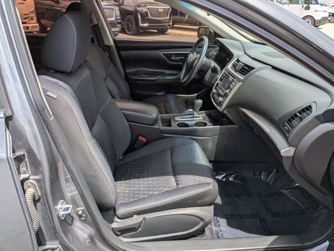 Used 2017 Nissan Altima 2.5 SV FWD image 28