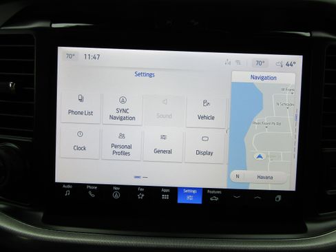 New 2025 Ford F150 Lariat w/ Equipment Group 502A High image 34