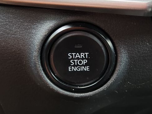 Used 2024 MAZDA MAZDA3 s FWD image 23