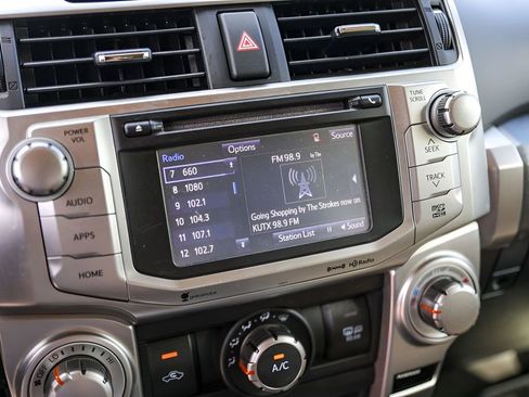 Used 2019 Toyota 4Runner SR5 AWD/4WD image 16