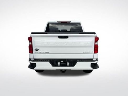 Used 2022 Chevrolet Silverado 1500 Custom image 6