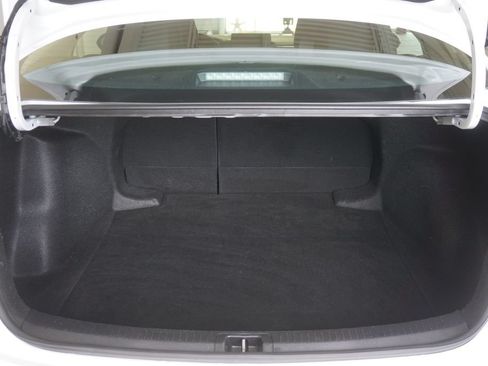 Used 2024 Toyota Corolla LE FWD image 15