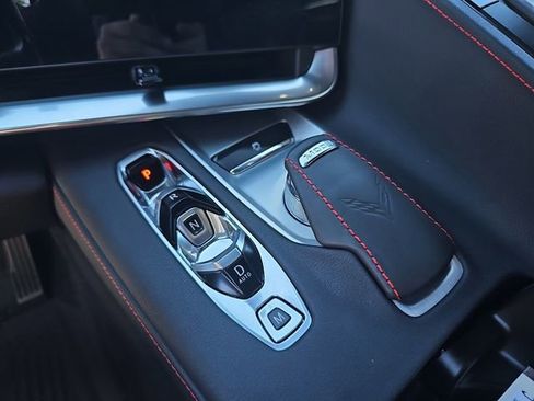 Used 2023 Chevrolet Corvette Stingray Coupe w/ Z51 Performance Package image 26