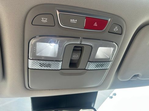 Certified 2024 Kia Telluride EX w/ EX Captain's Chair Package AWD/4WD image 20