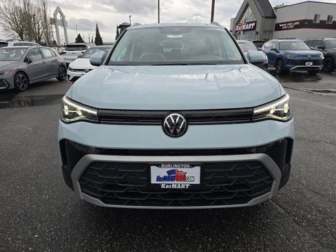 New 2026 Volkswagen Taos SE AWD/4WD image 8