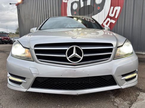 Used 2012 Mercedes-Benz C 300 4MATIC Sedan image 4