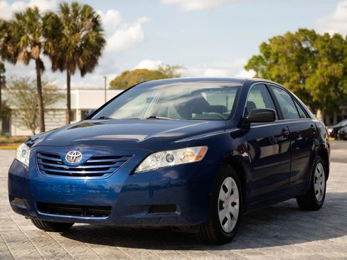 Used 2007 Toyota Camry XLE image 4