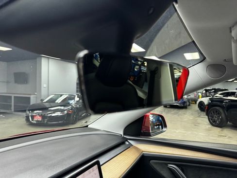 Used 2024 Tesla Model Y Long Range image 28