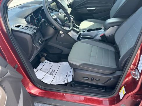 Used 2016 Ford Escape SE w/ Equipment Group 201A AWD/4WD image 12