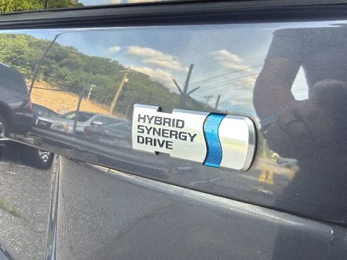 Used 2013 Toyota Prius Two FWD image 16