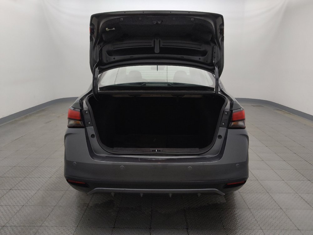 Used 2025 Nissan Versa S w/ Trunk Package FWD image 29