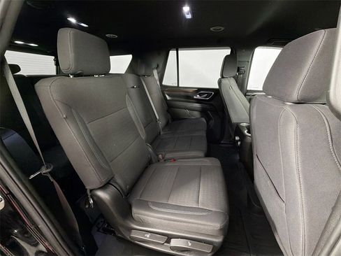 Used 2024 GMC Yukon SLE image 26