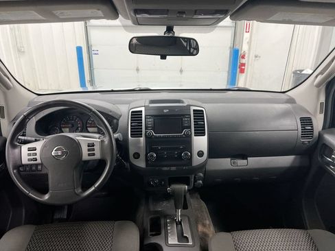 Used 2016 Nissan Frontier SV AWD/4WD image 10