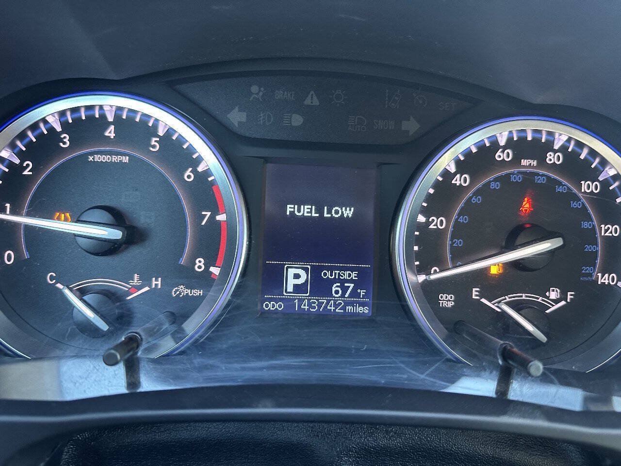 Used 2016 Toyota Highlander Plus FWD image 10
