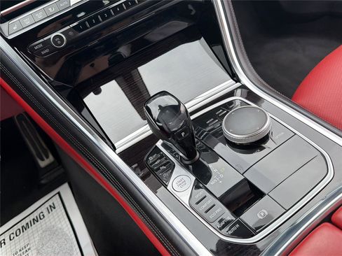 Used 2022 BMW 840i xDrive Coupe w/ Driving Assistance Package image 16