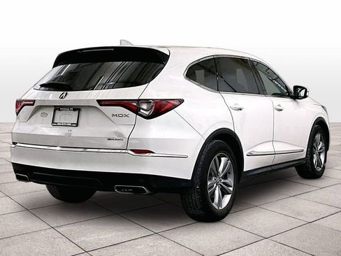 Used 2023 Acura MDX SH-AWD image 11