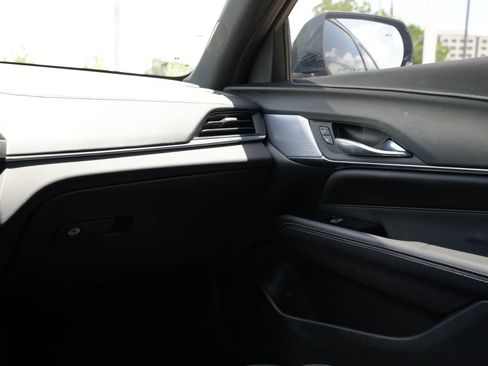 Certified 2025 Cadillac CT4 Premium Luxury RWD image 9