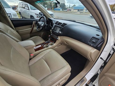 Used 2012 Toyota Highlander Limited image 20