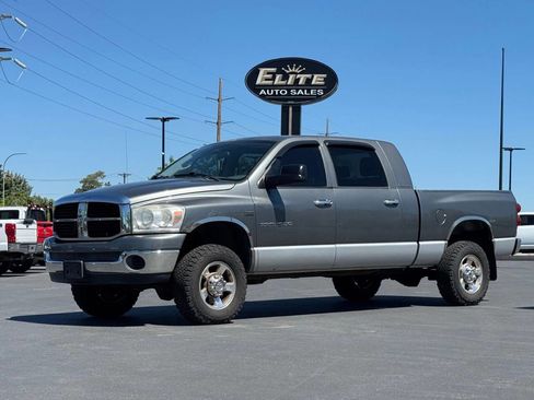Used 2007 Dodge Ram 1500 Truck SLT w/ Trailer Tow Group AWD/4WD image 1